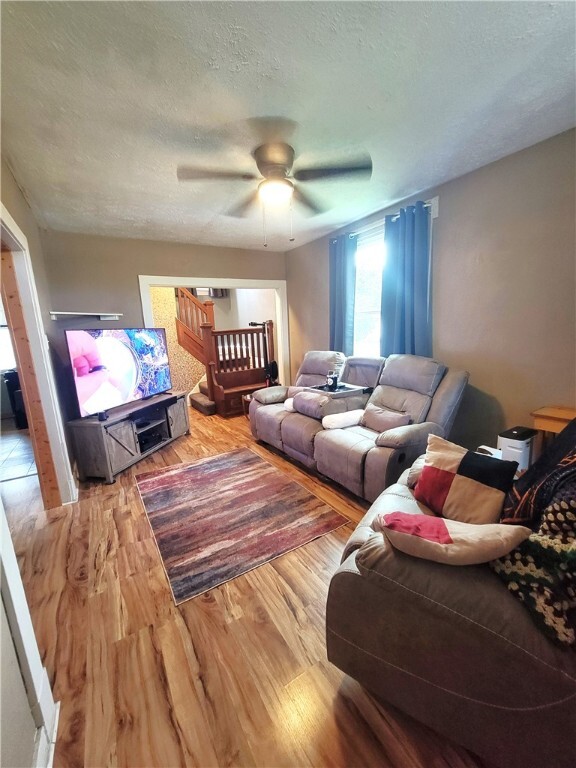 Property Photo:  413 River Ave  PA 15001 
