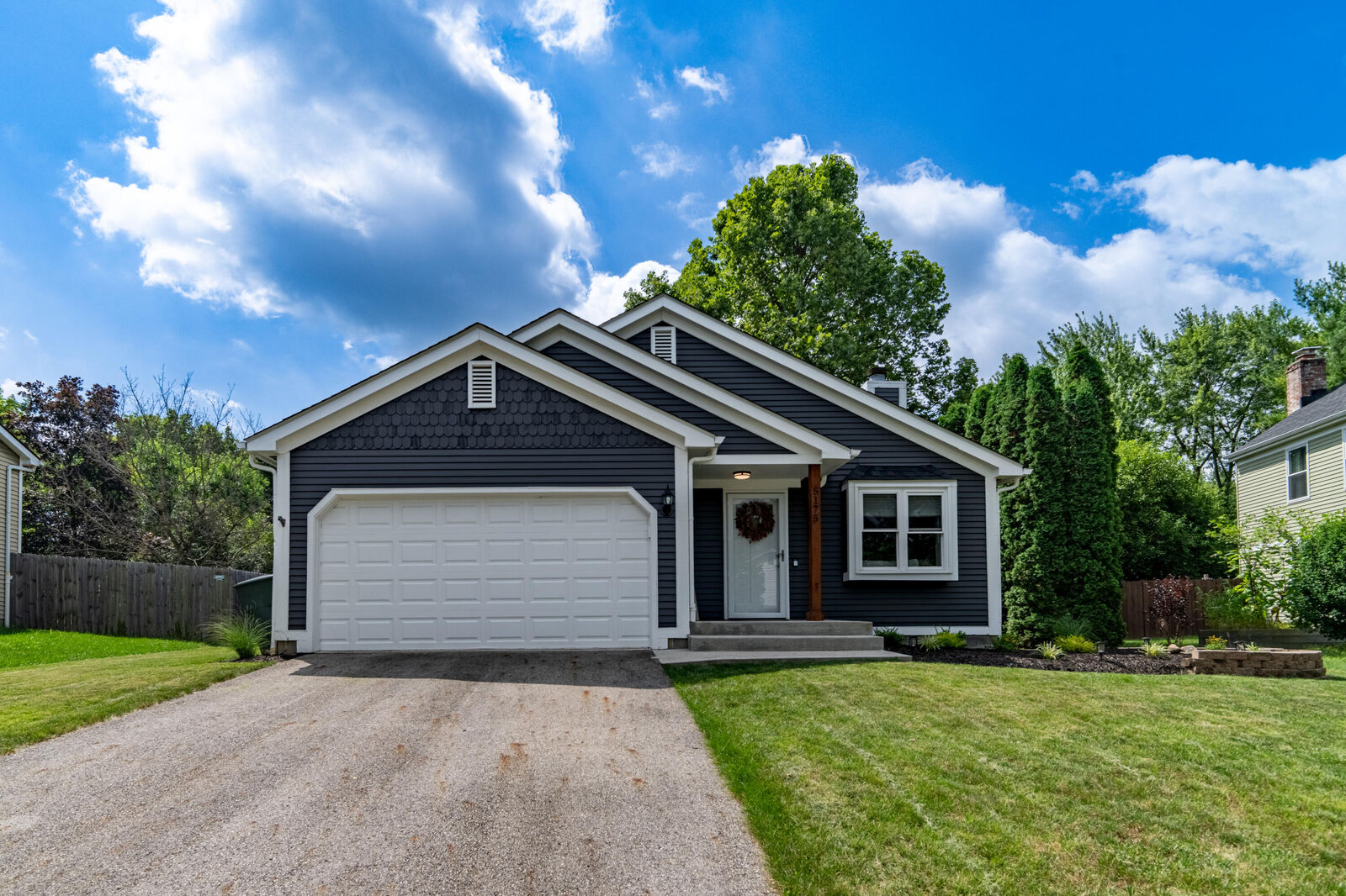 Property Photo: 5175 Locust Post Lane OH 43230