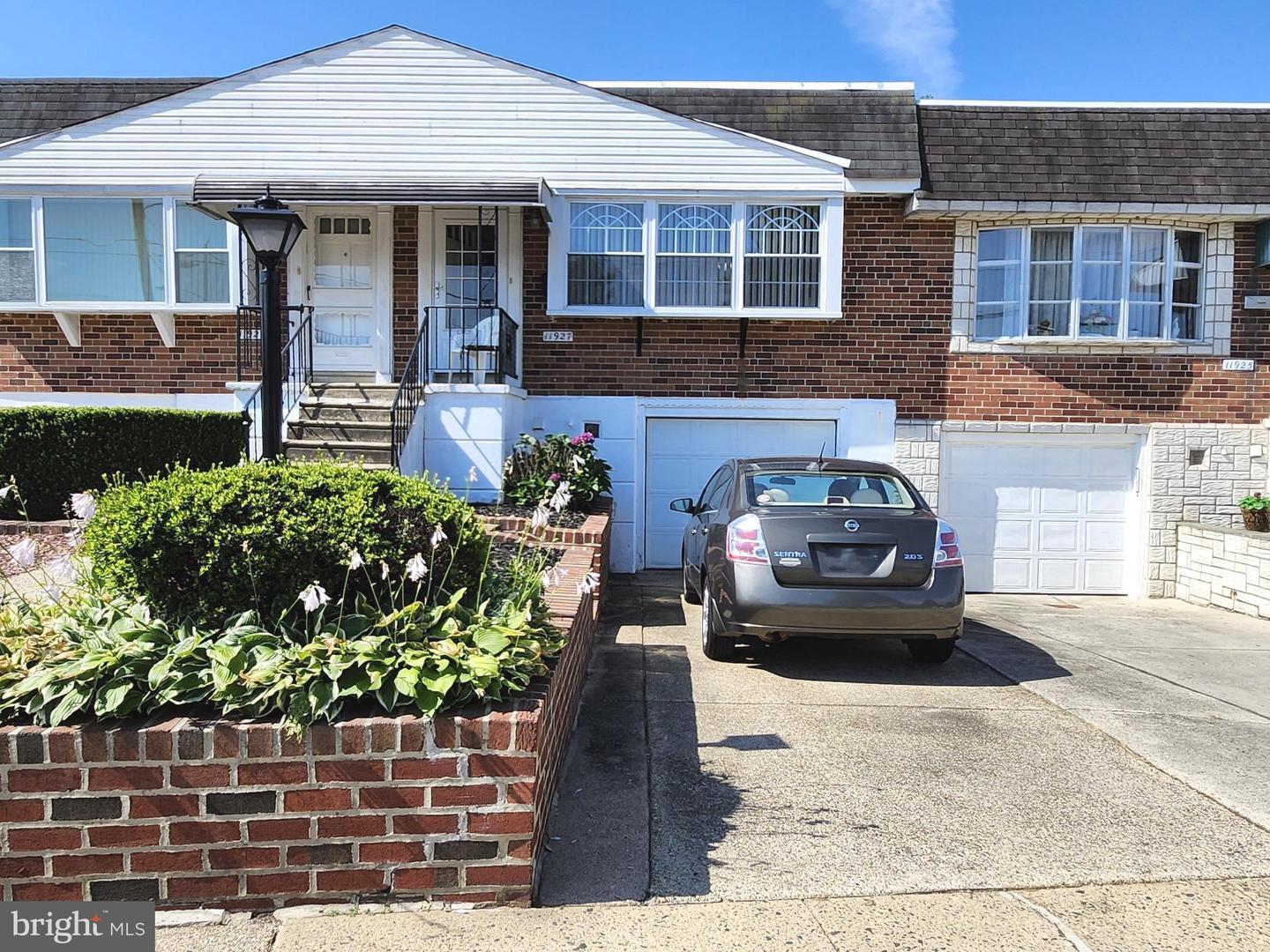 11927 Covert Road  Philadelphia PA 19154 photo