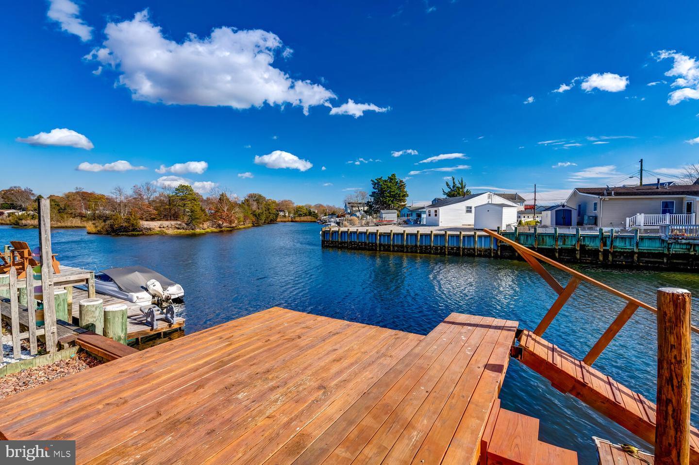 Property Photo: 429 Twin Lakes Boulevard NJ 08087