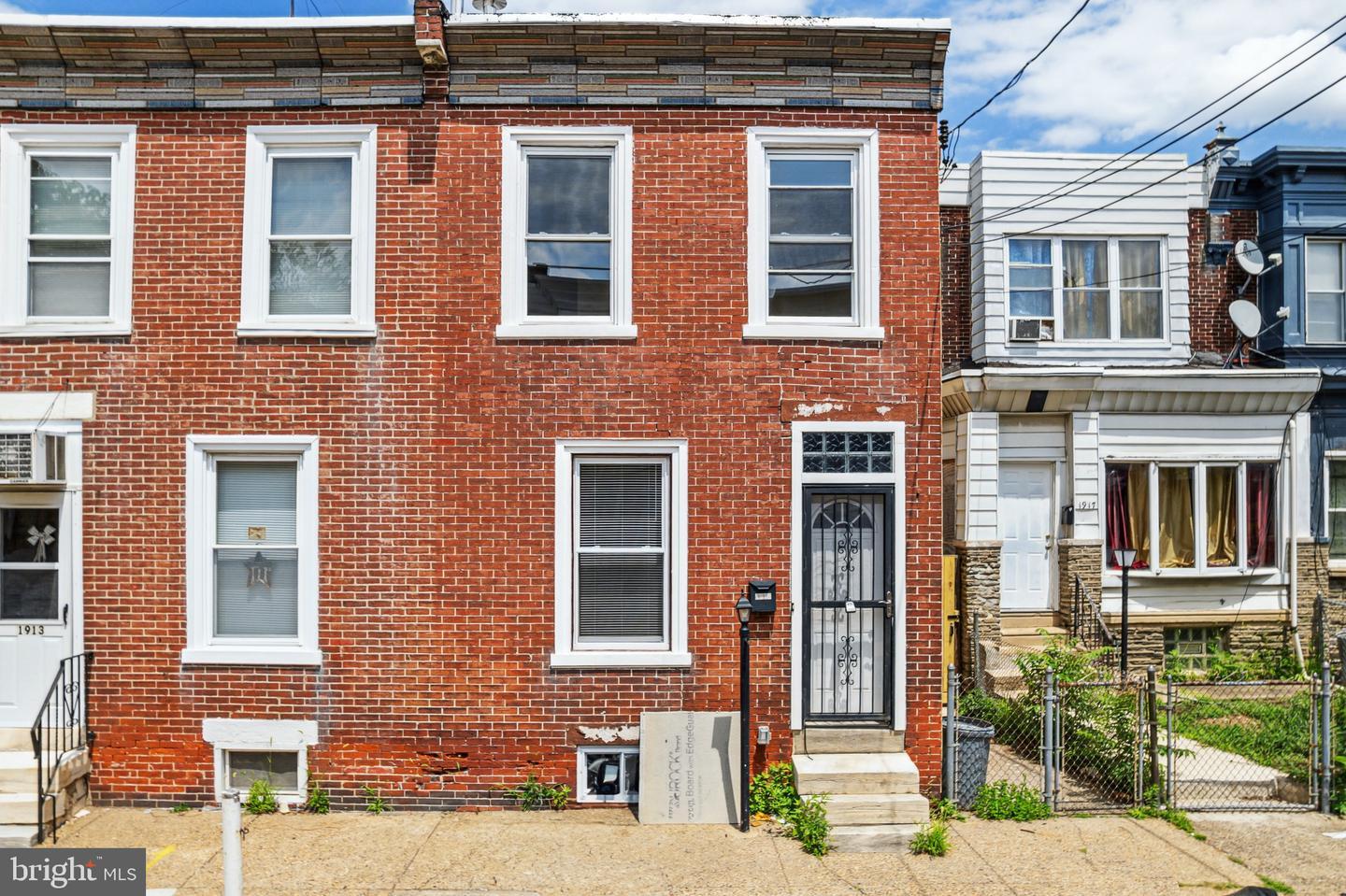 1915 E Atlantic Street  Philadelphia PA 19134 photo