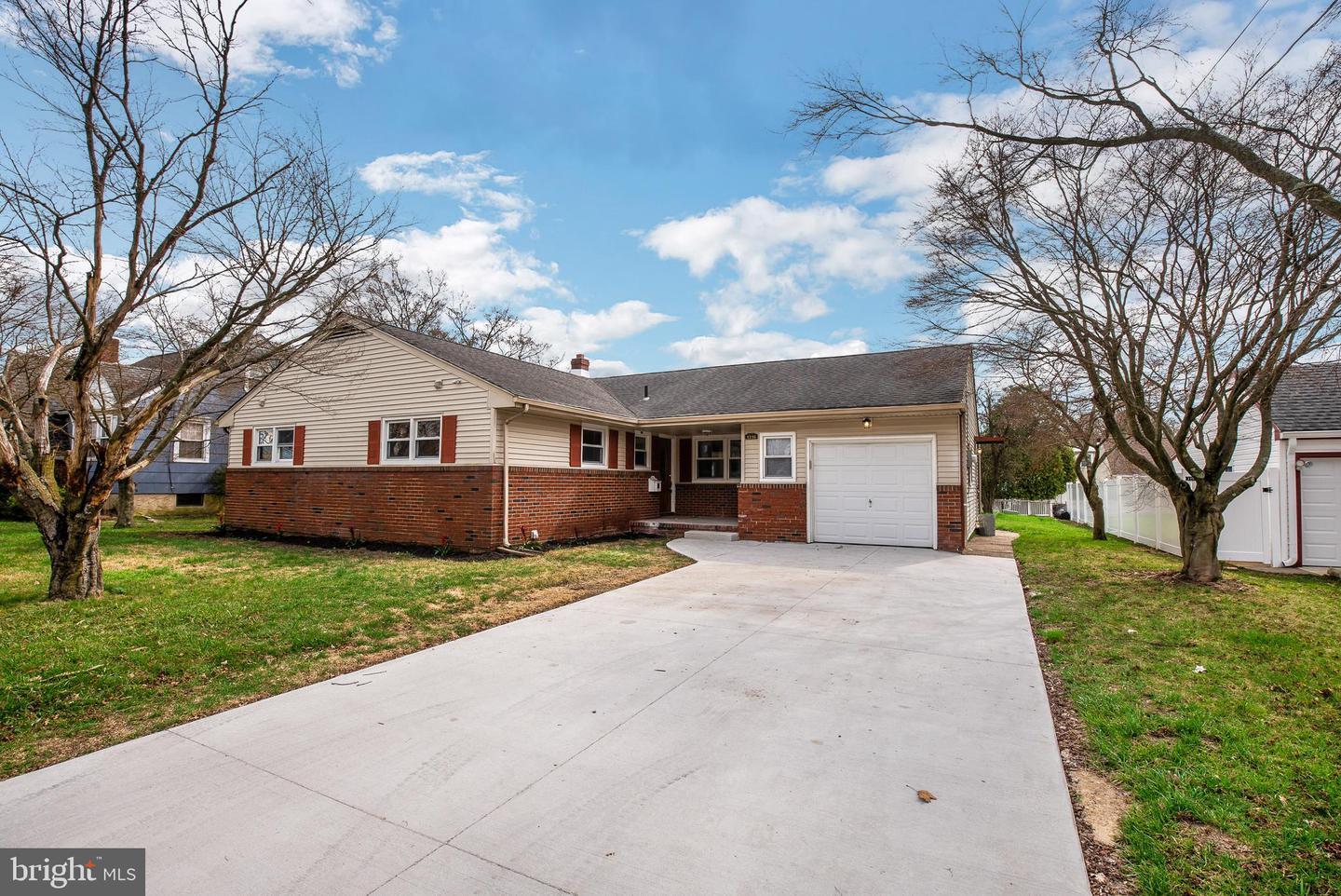 Property Photo: 1316 Kings Highway NJ 08035