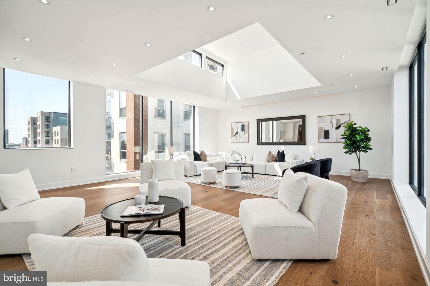 Property Photo: 124 N 2nd Street Ph PA 19106