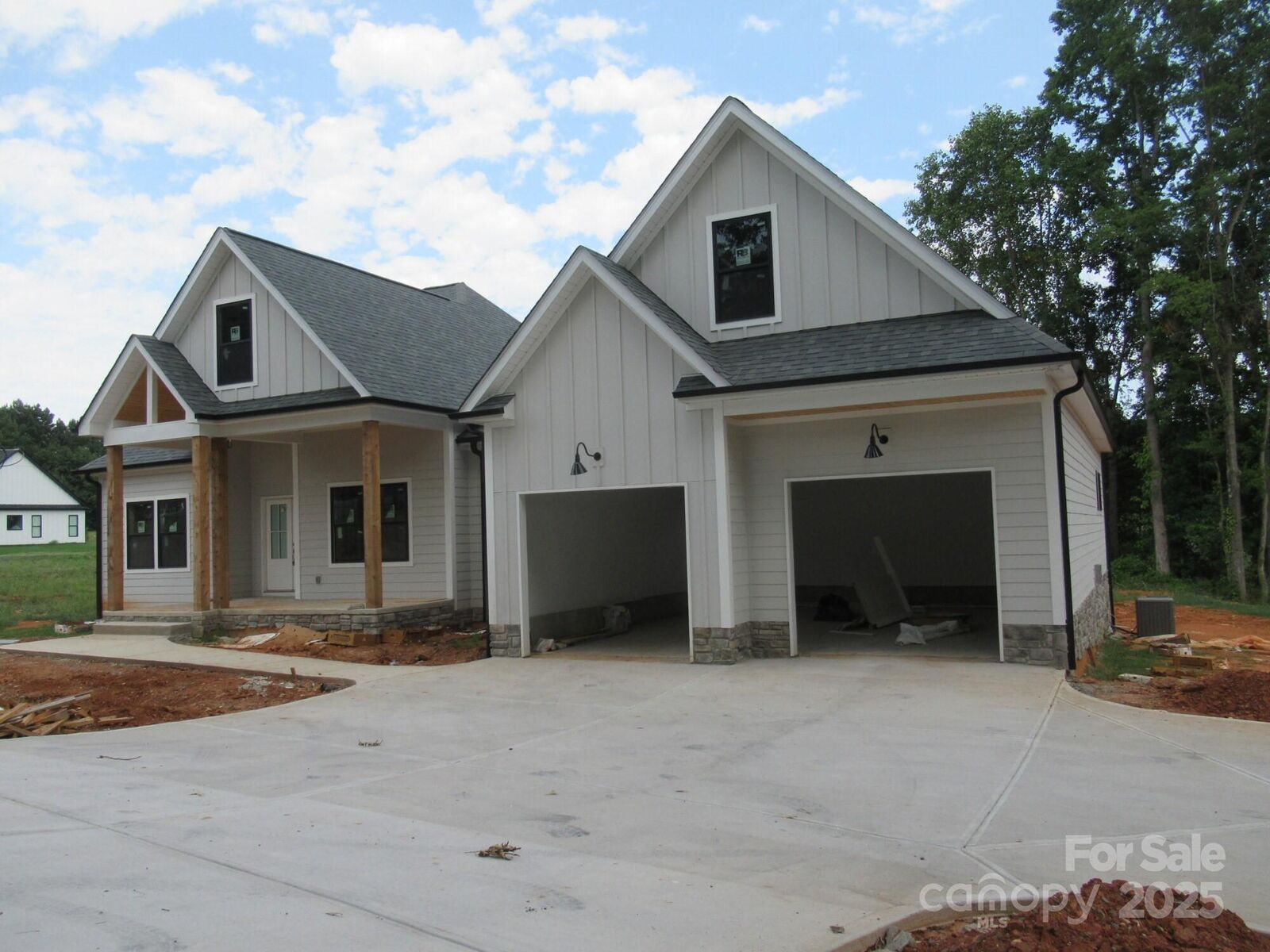 Property Photo: 211 Golf Course Road NC 28650