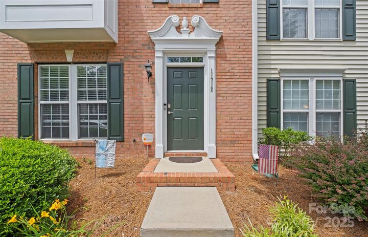 Property Photo: 11712 Fiddlers Roof Lane NC 28277