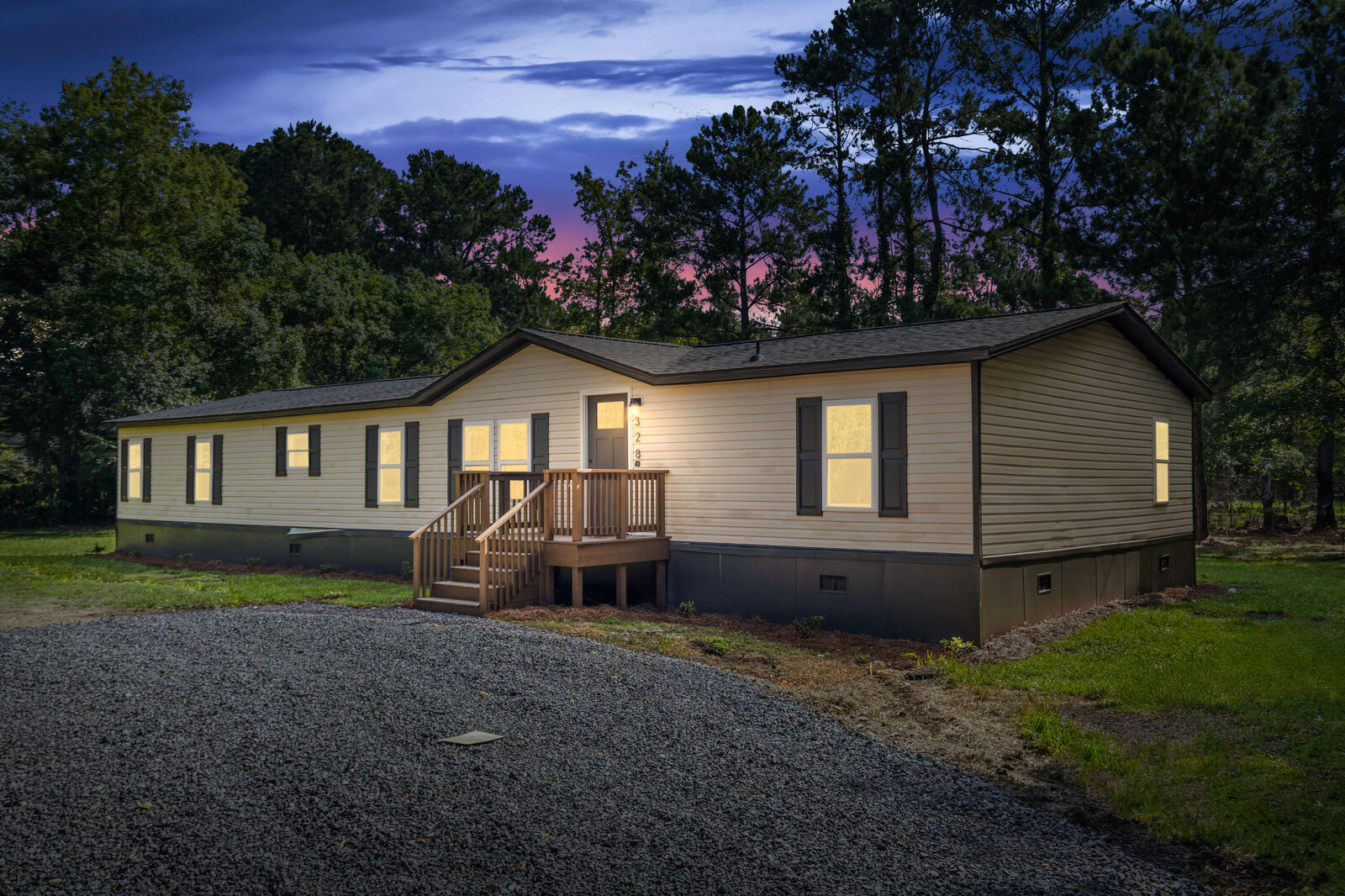 Property Photo:  328 Glen Street  SC 29483 