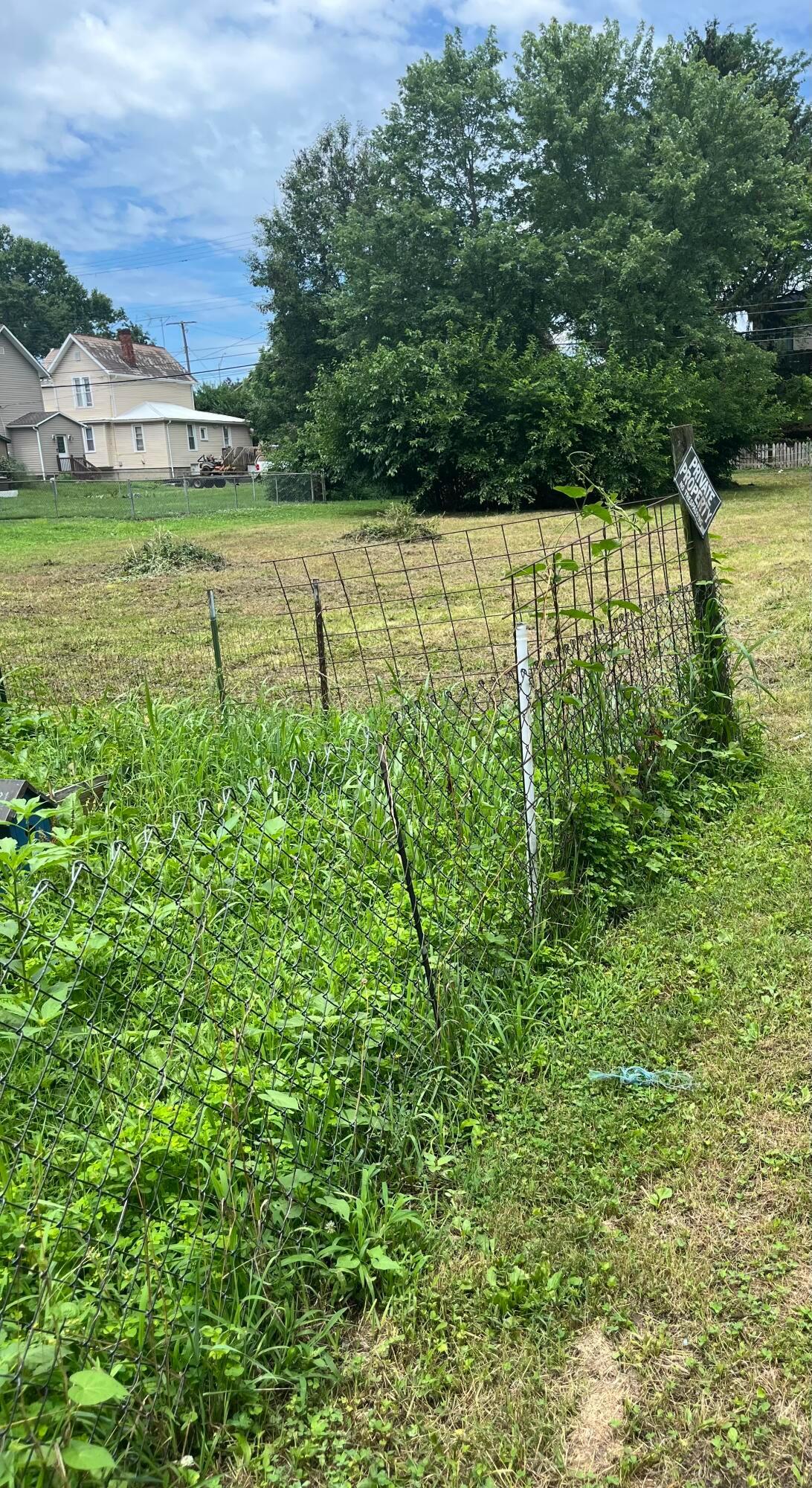 Property Photo:  64 N 10th Street  OH 43055 
