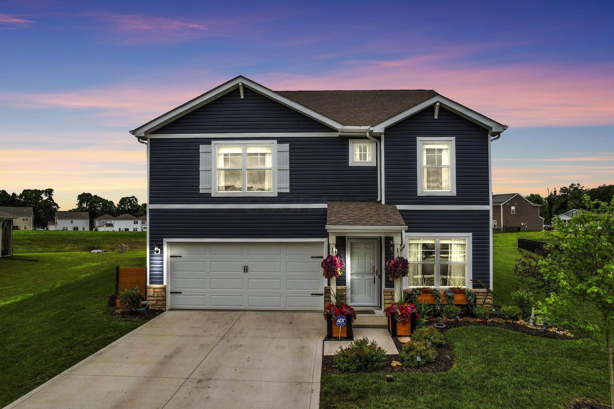 Property Photo:  393 Saint James Gate  OH 43055 
