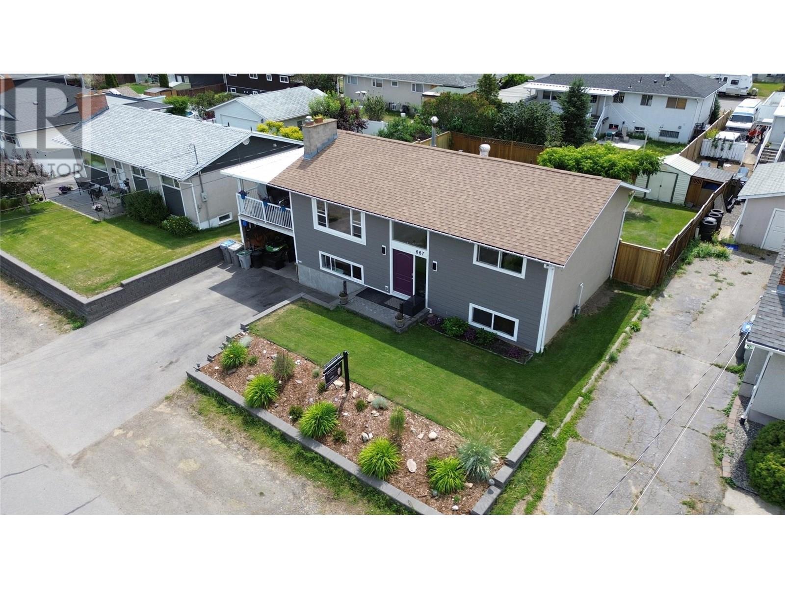667 Cumberland Avenue  Kamloops BC V2B 1Z1 photo