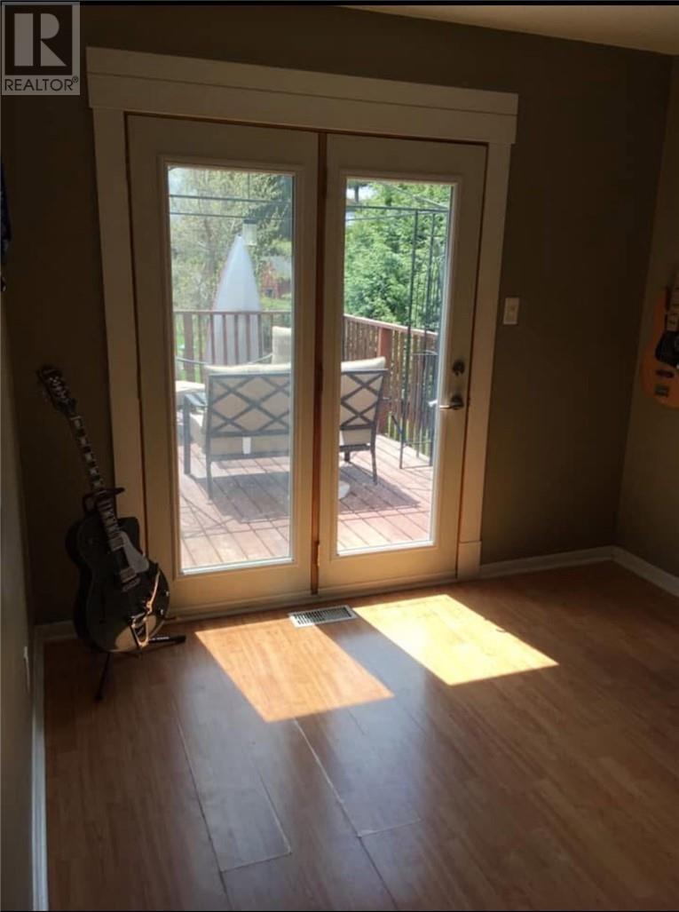 Property Photo: 1445 Kennedy ON P3A 2G1
