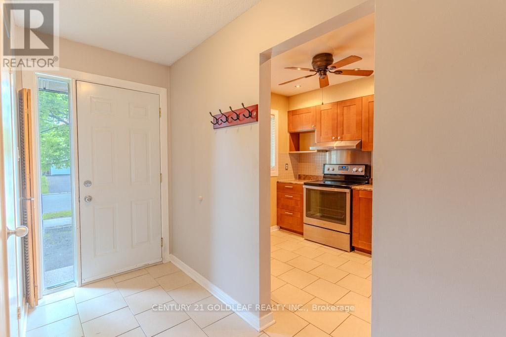Property Photo: 1342 Cedarcroft Crescent ON K1B 5C8