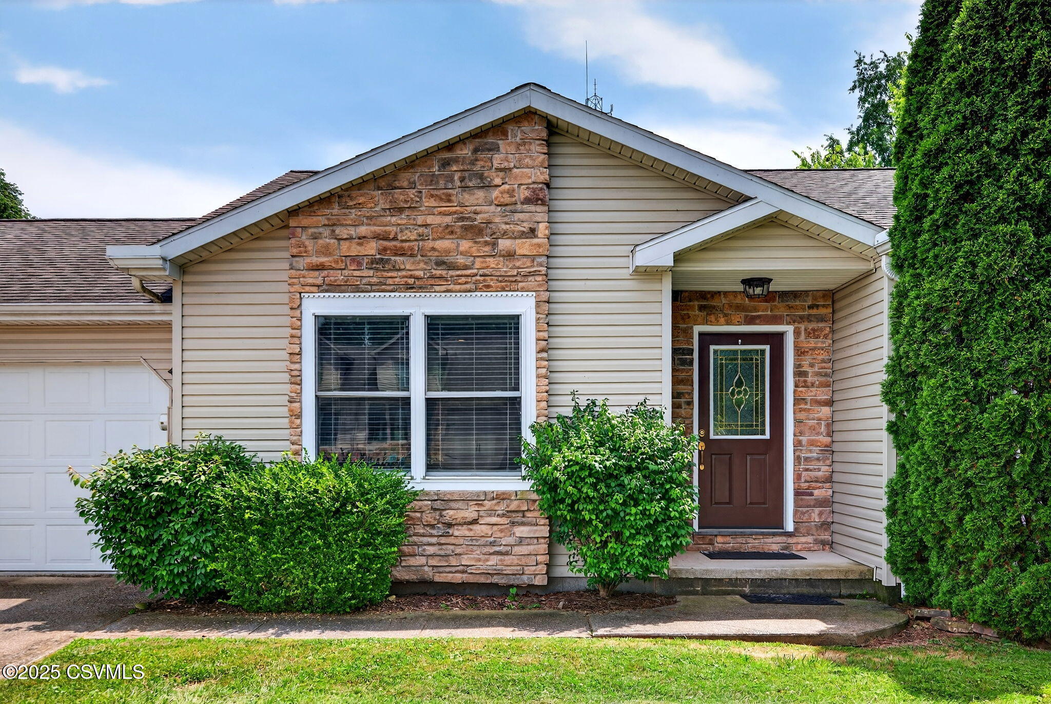 Property Photo: 139 Ivy Lane PA 17821