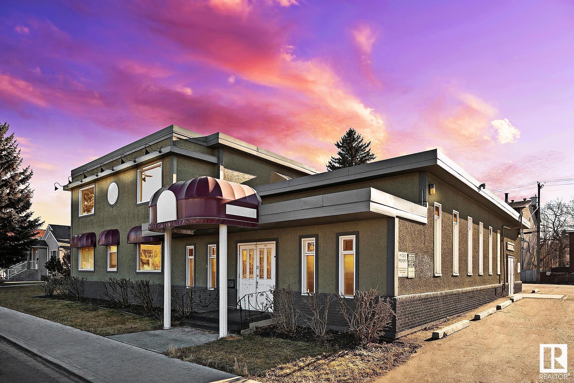 Property Photo:  10541 81 Avenue NW  AB T6E 1X7 