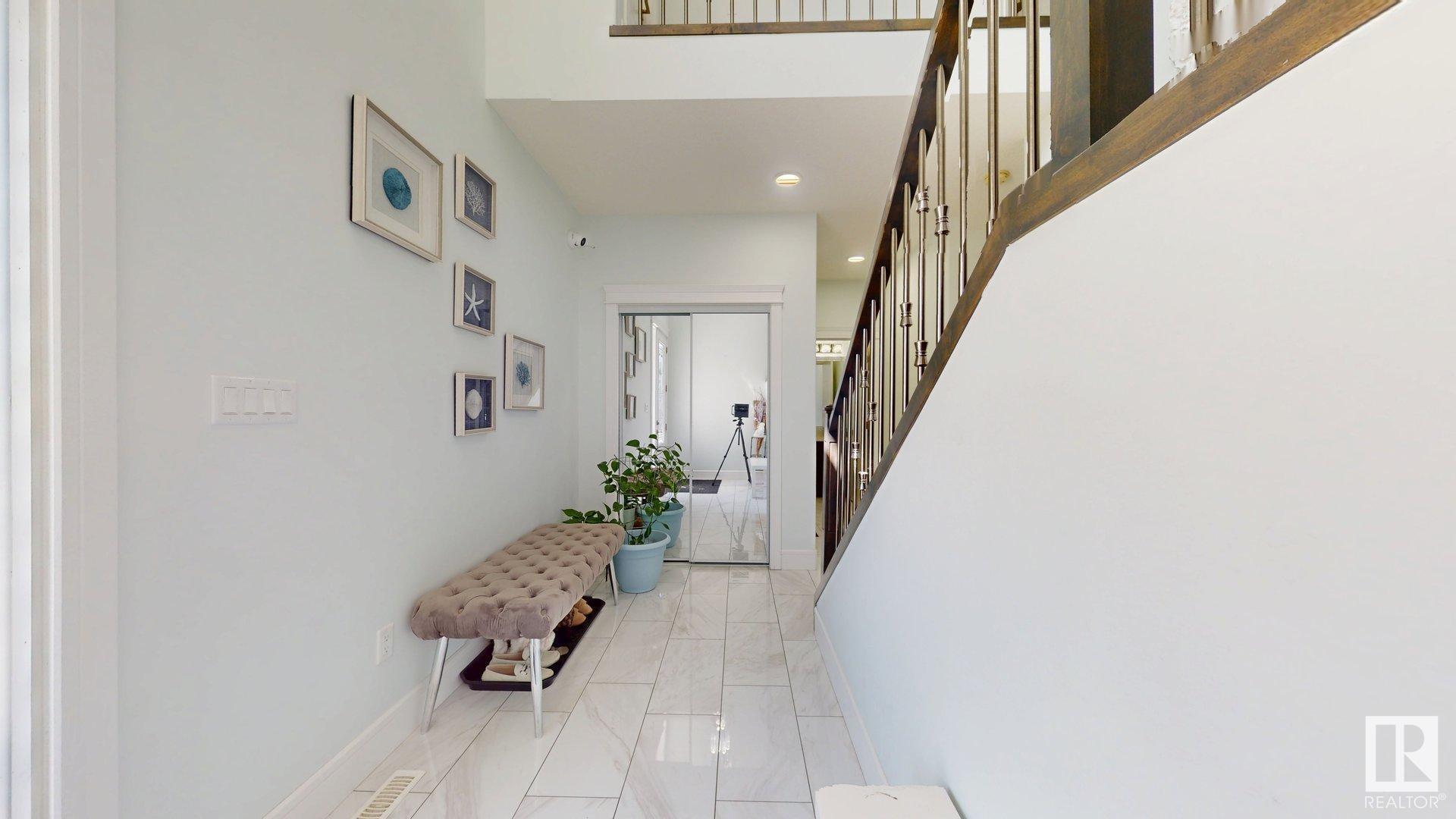 Property Photo:  1103 30 Street NW  AB T6T 2H1 