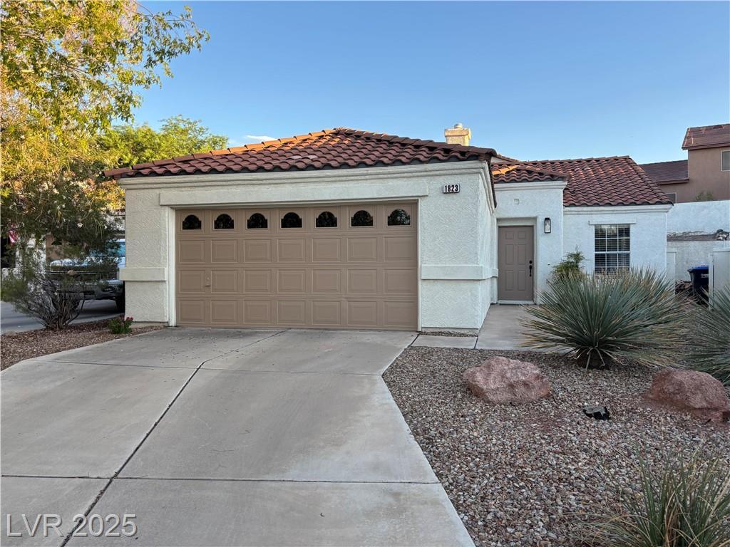 1823 Vista Pointe Avenue  Henderson NV 89012 photo