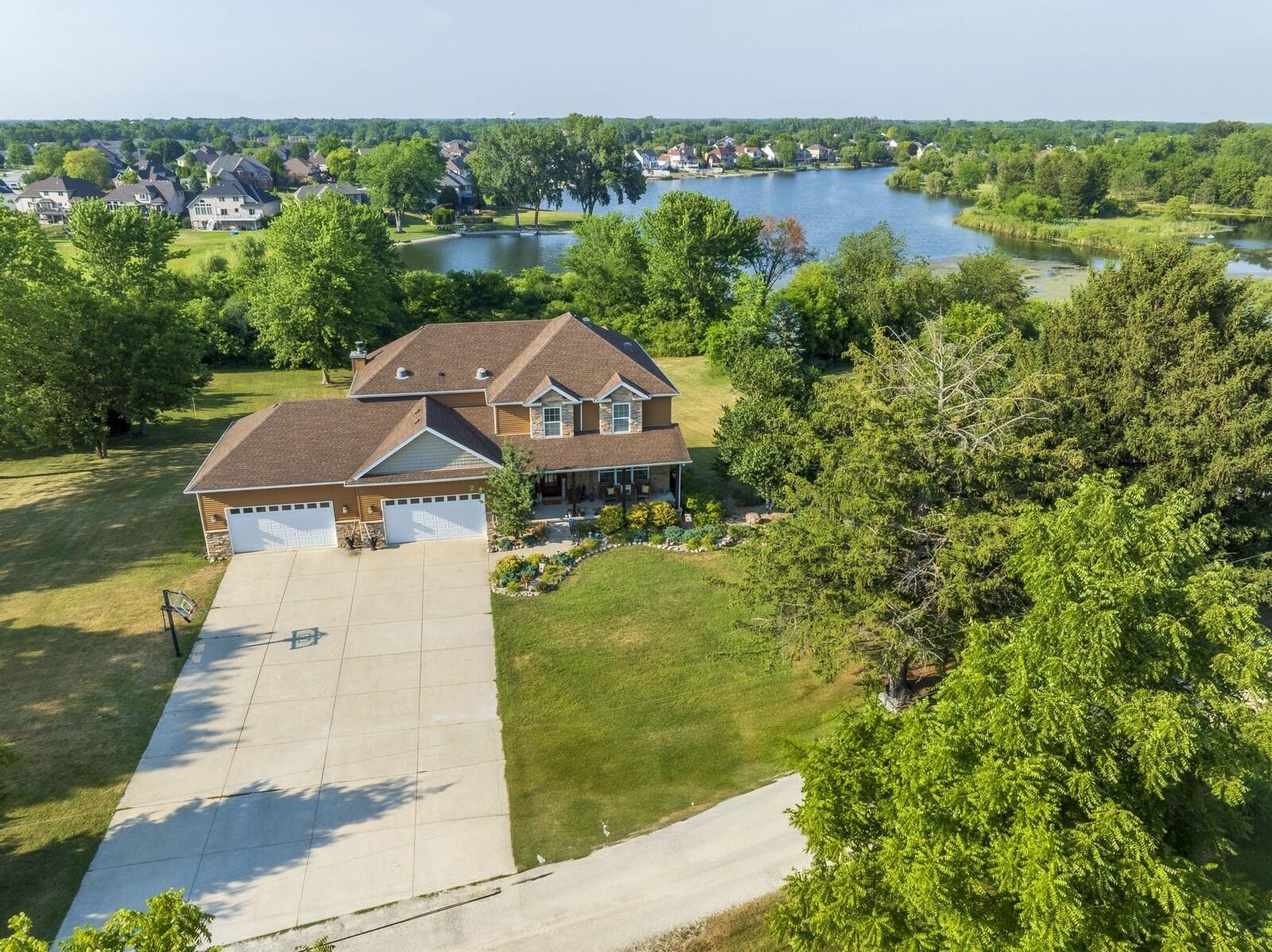 8269 Alexander Street  Schererville IN 46375 photo