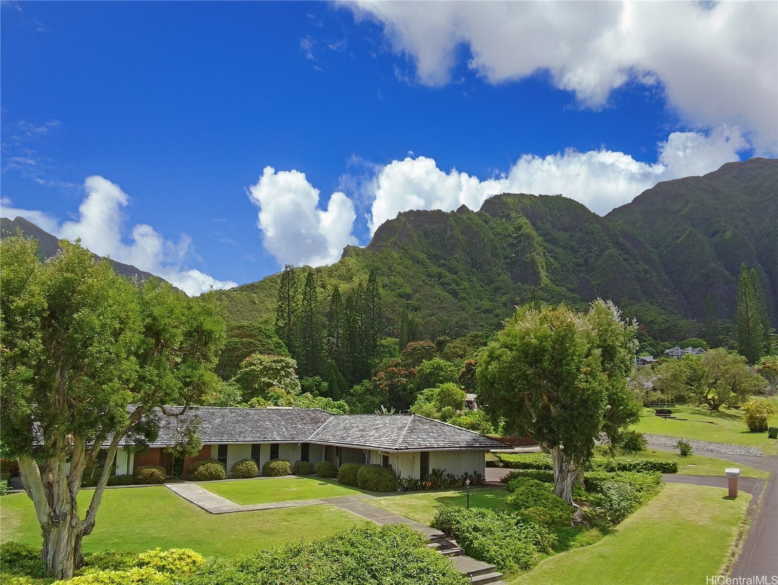 46-426 Hololio Street  Kaneohe HI 96744 photo