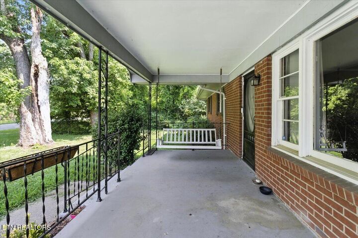 Property Photo:  428 Wilderness Rd  KY 40965 