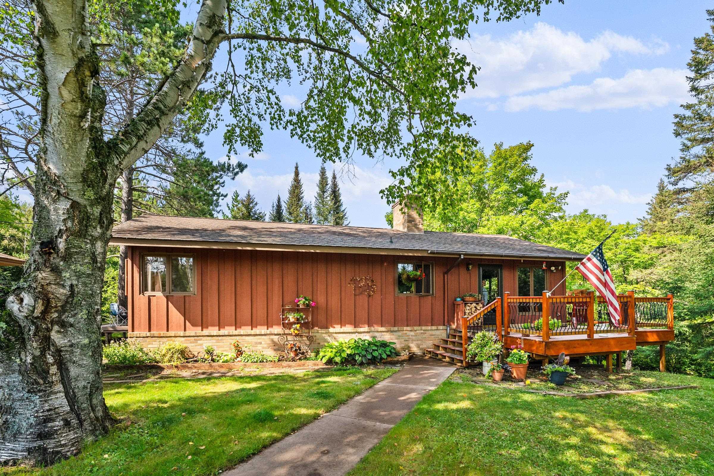 Property Photo:  723 County Rd 6  MN 55604 
