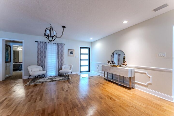 Property Photo: 5497 Alandale Court FL 32839