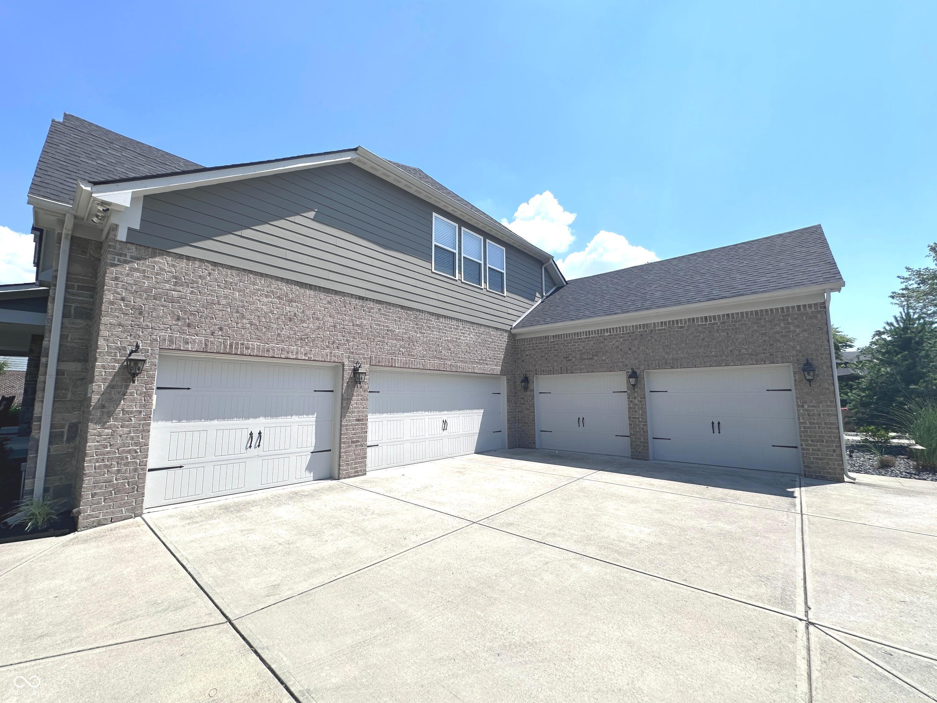 Property Photo: 7029 Mogul Way IN 46259