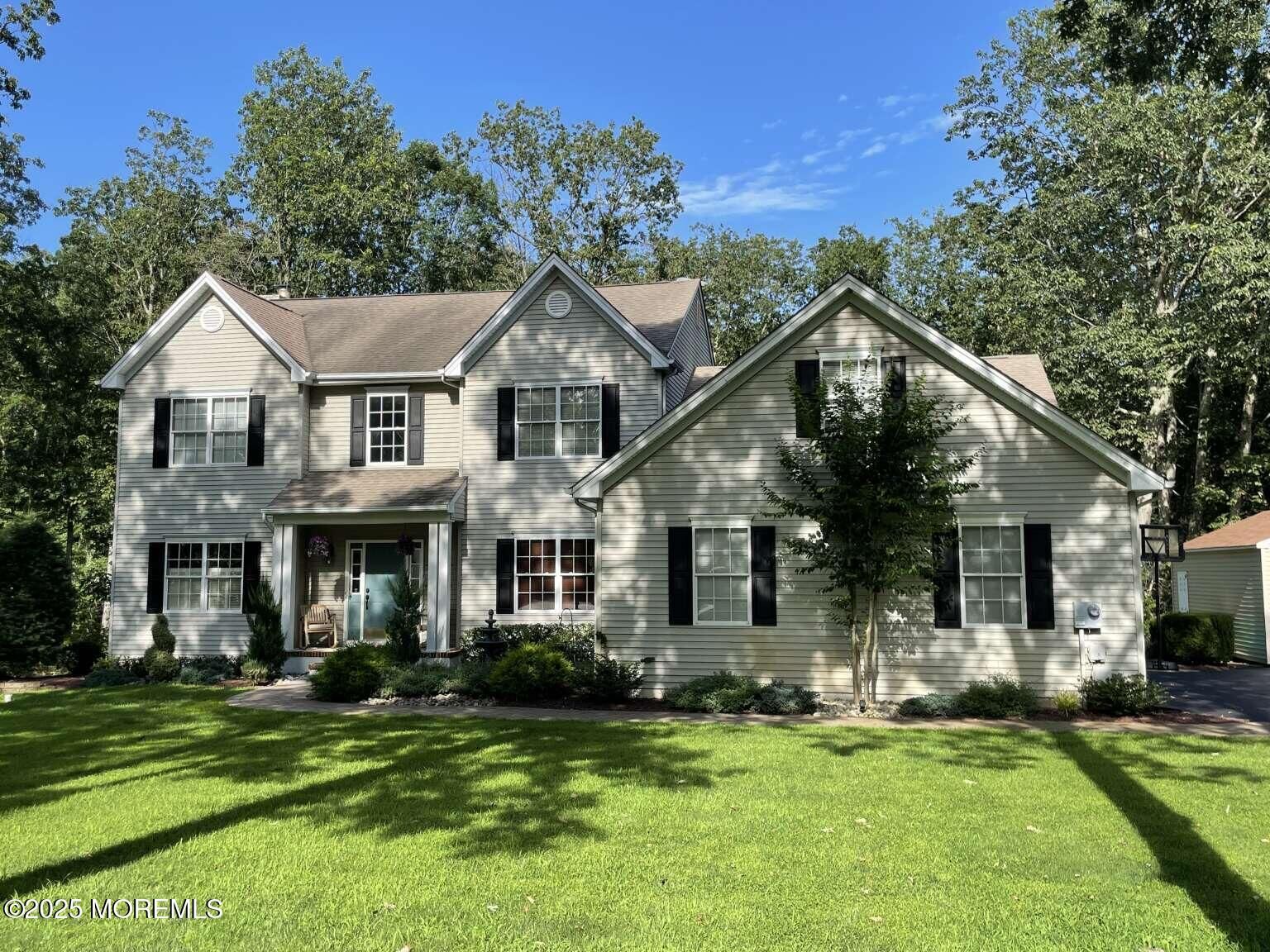 Property Photo:  12 Oak Leaf Drive  NJ 08533 