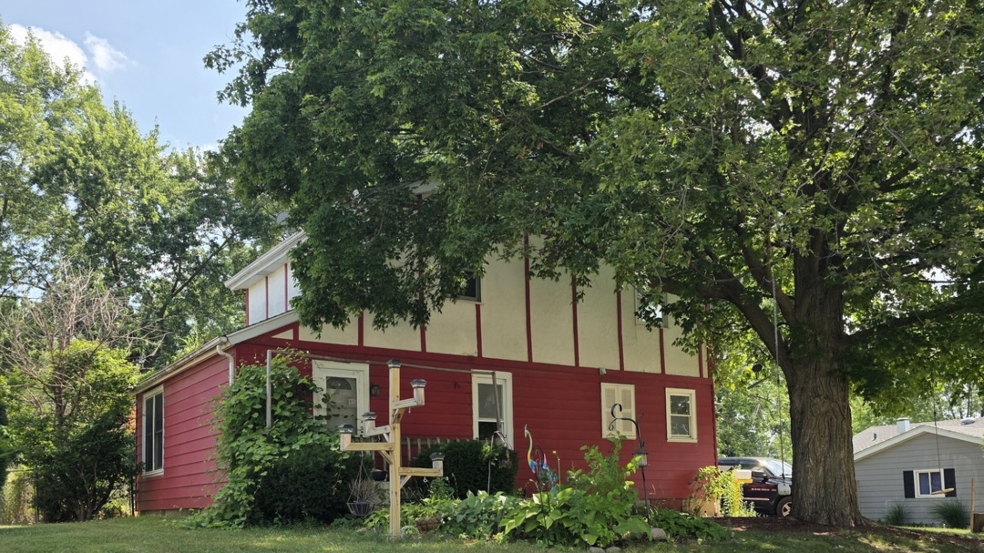 302 Dee Road  North Aurora IL 60542 photo