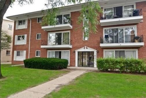Property Photo: 10117 Old Orchard Court 104 IL 60076