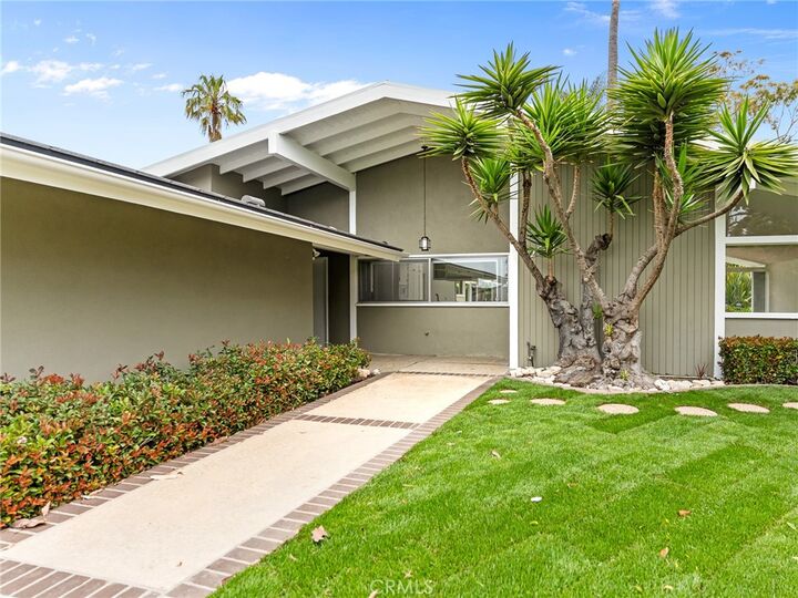 Property Photo: 2640 Via Anacapa CA 90274