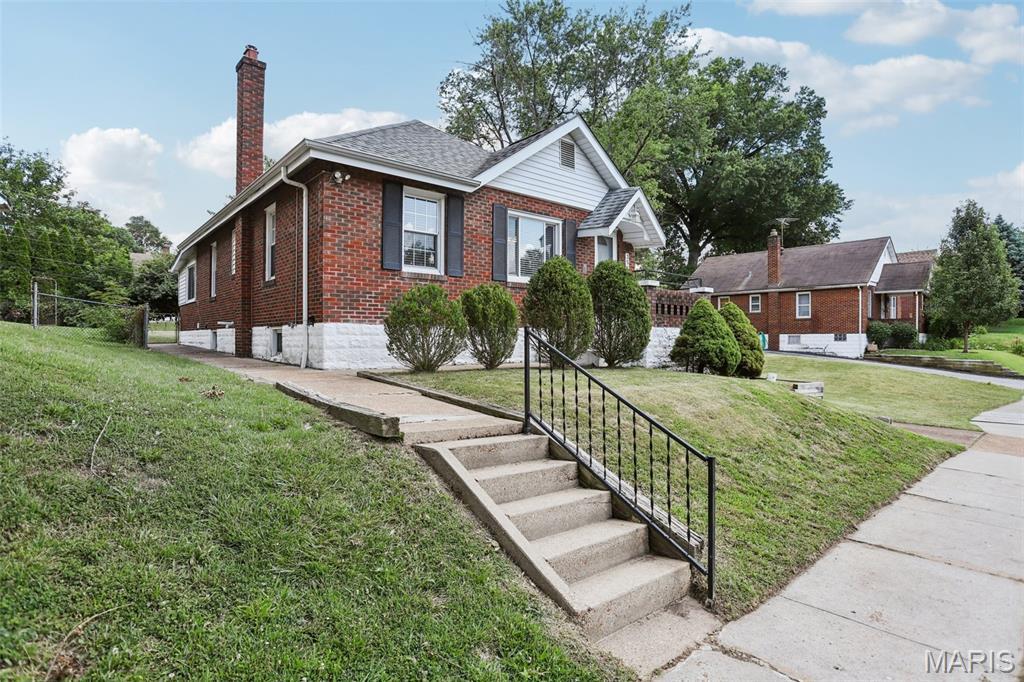 Property Photo: 3542 Charlack Avenue MO 63114