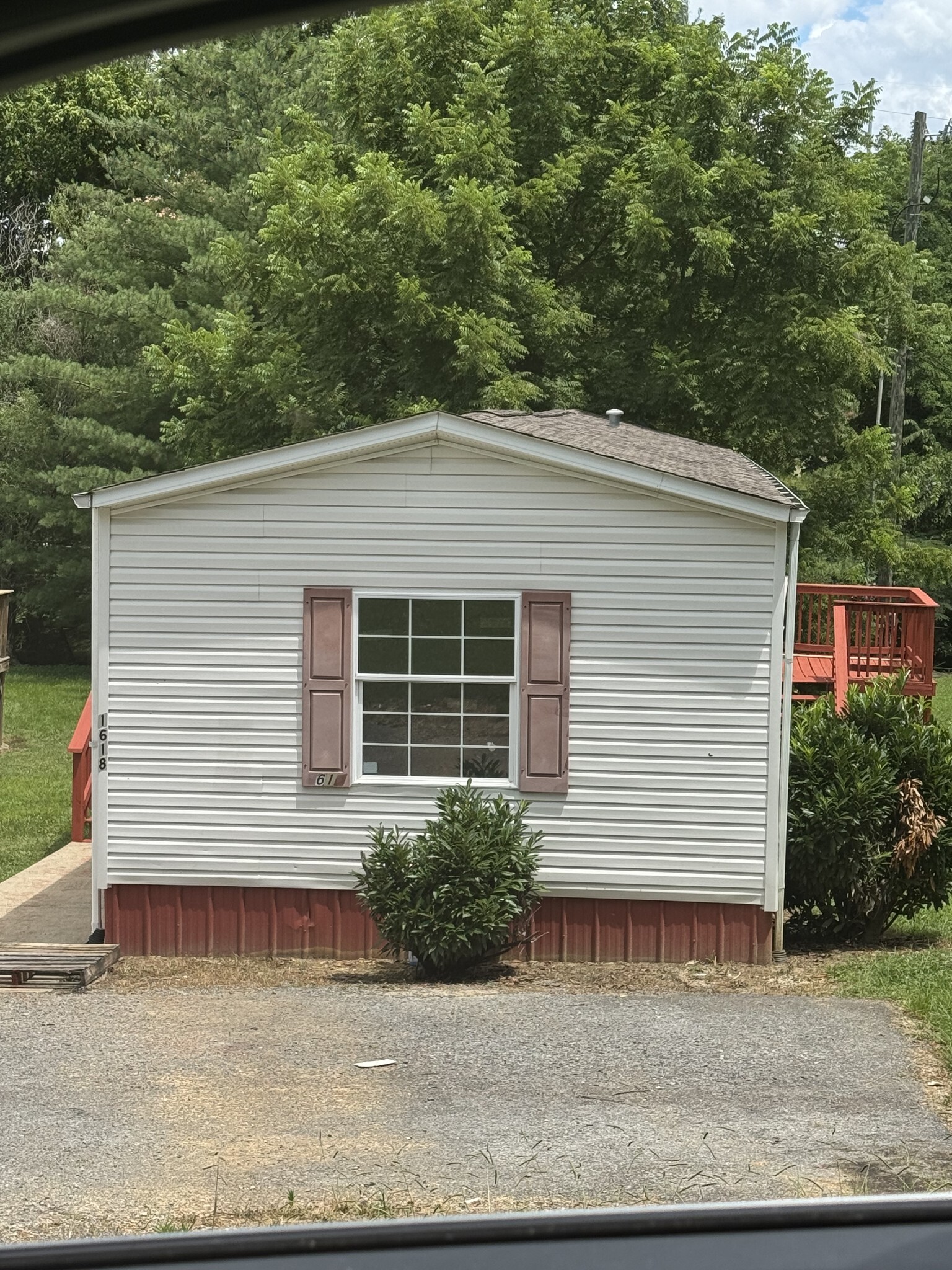 Property Photo: 1618 Page St TN 37172