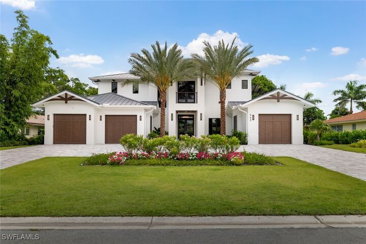 Property Photo:  565 Whispering Pine Lane  FL 34103 