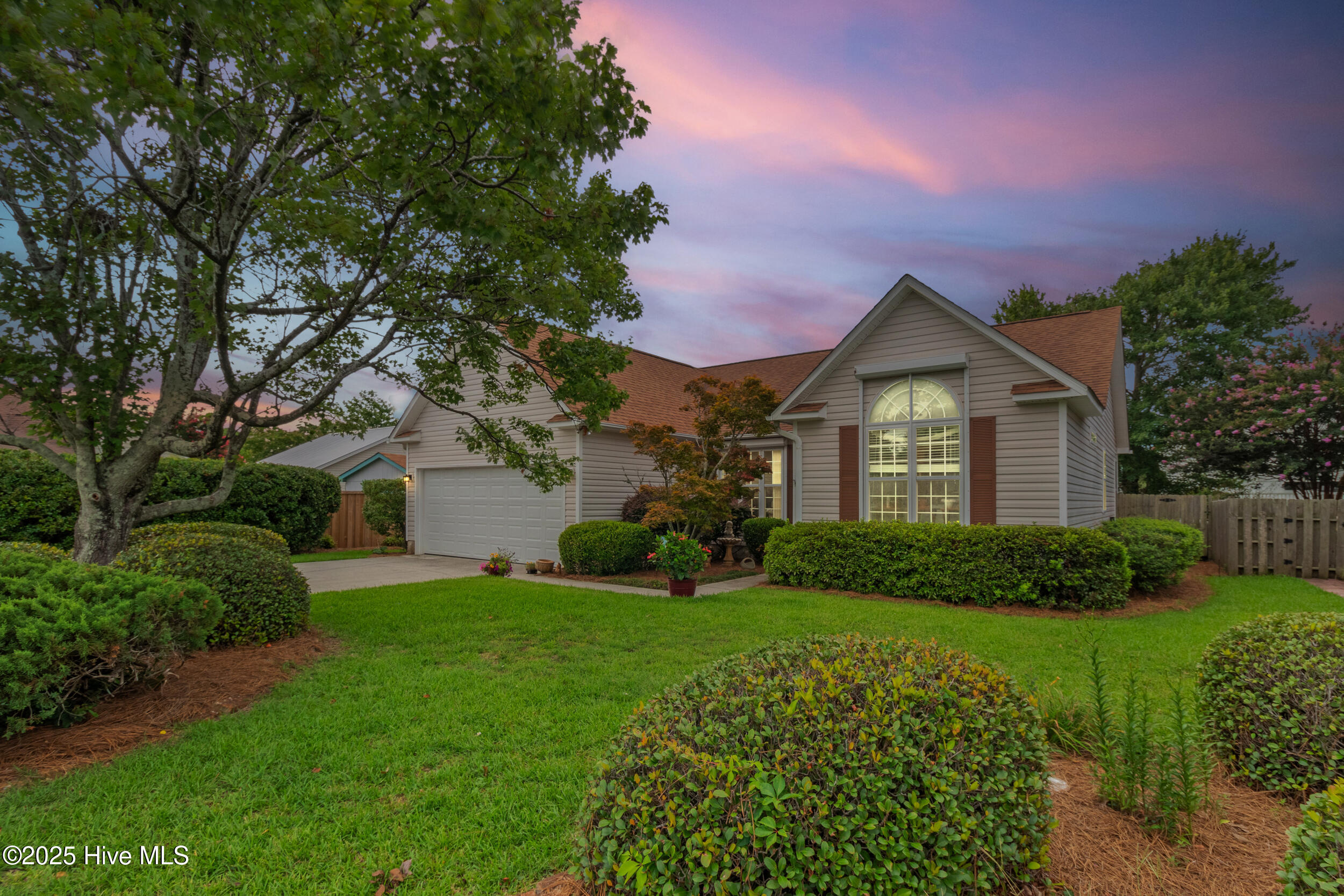 Property Photo:  403 Bay Court  NC 28428 