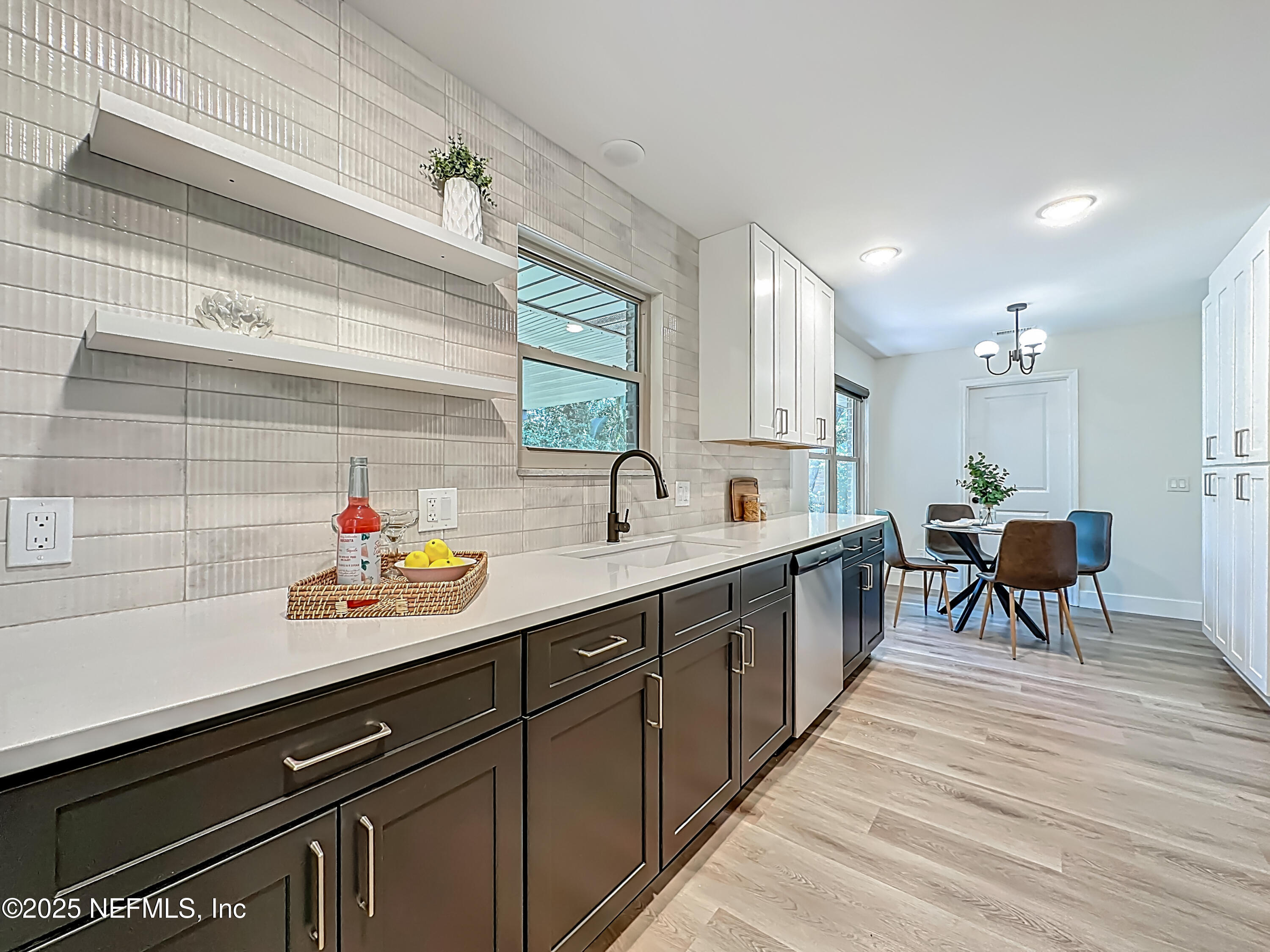Property Photo: 211 Woodland Avenue FL 32080