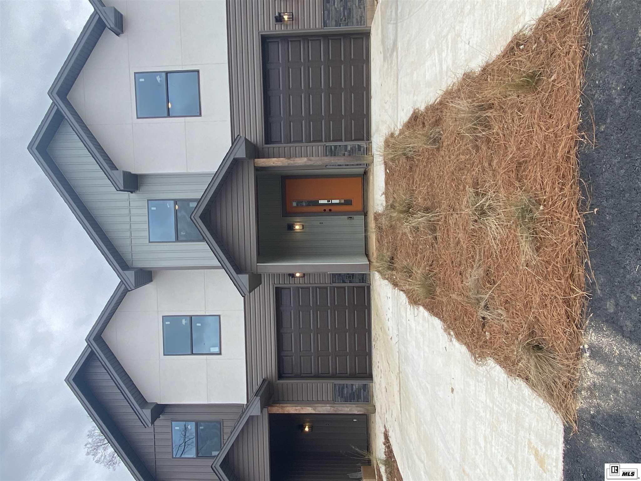 Property Photo: 112 Perris Place Drive LA 71292