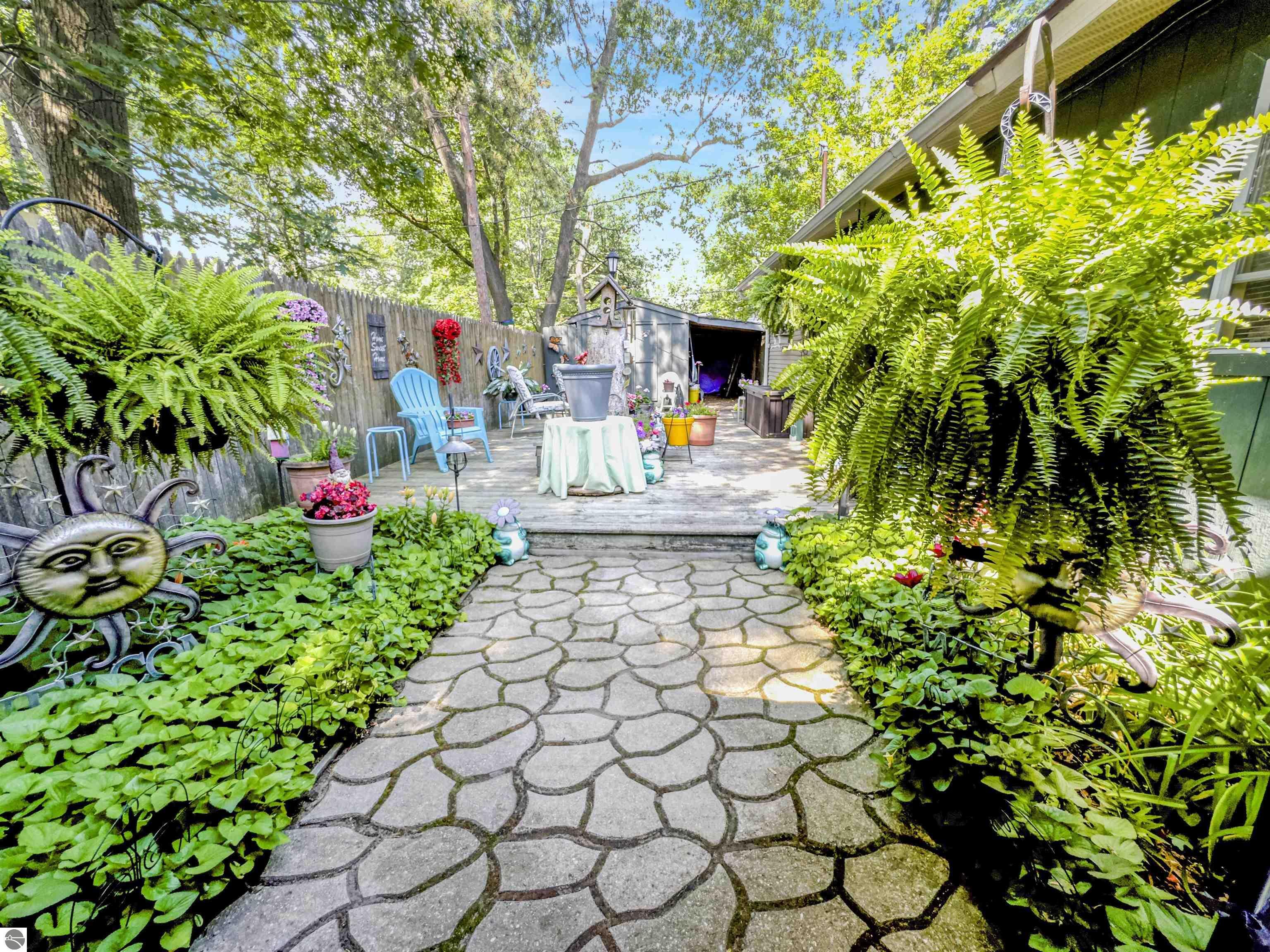 Property Photo: 892 Oakdale Drive MI 49686