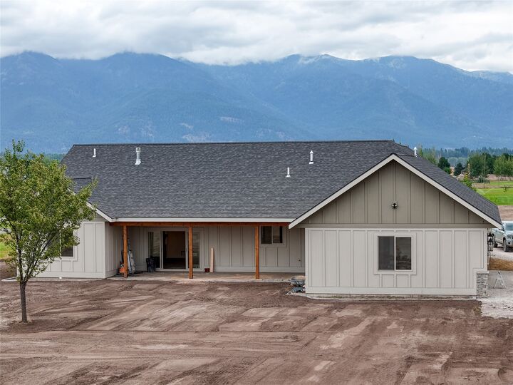 Property Photo:  375 Jefferson Street  MT 59901 