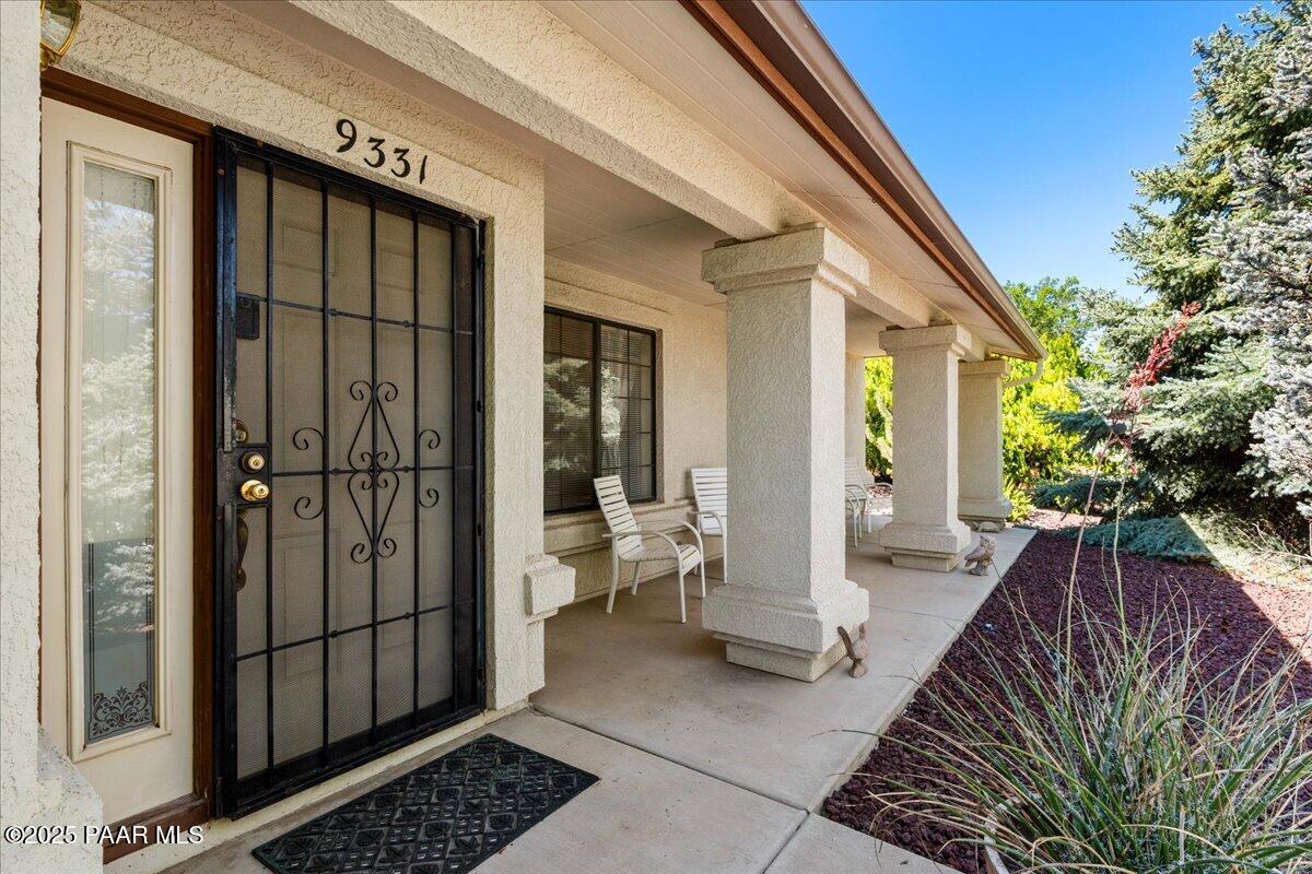 Property Photo:  9331 Serpentine Lane  AZ 86314 