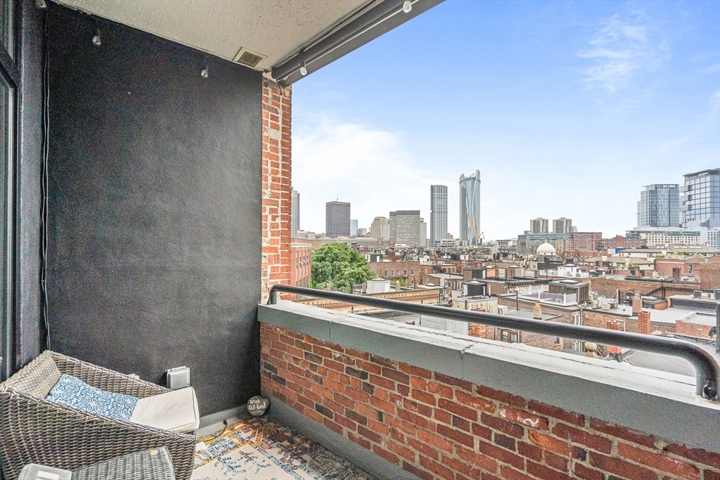 Property Photo:  300 Commercial St 709  MA 02109 
