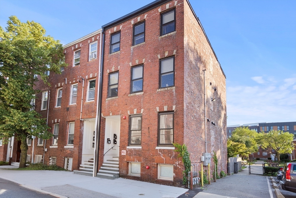 Property Photo:  211 W 9th St. 3  MA 02127 