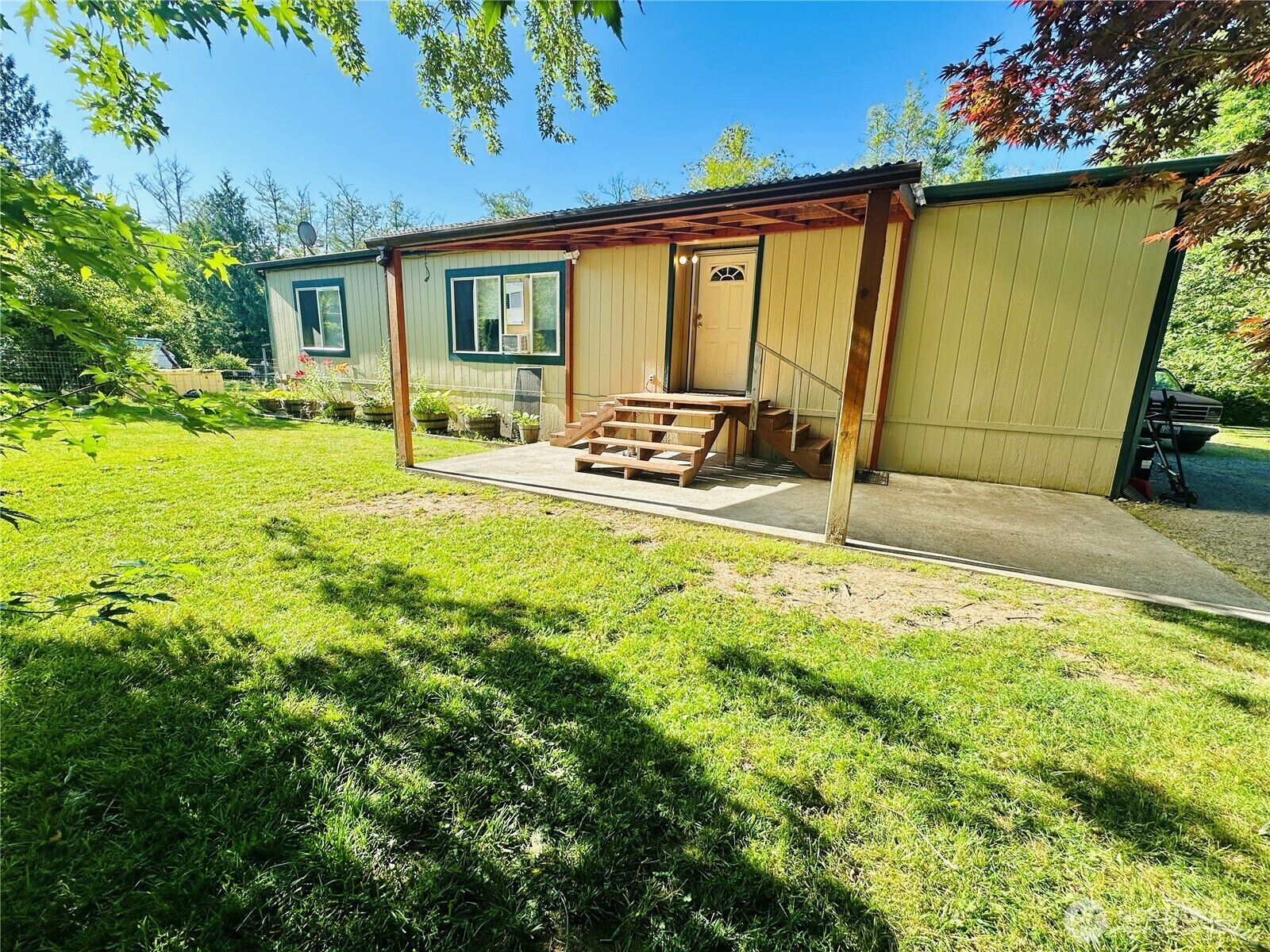 Property Photo: 3435 N Old Highway 99 Road WA 98233