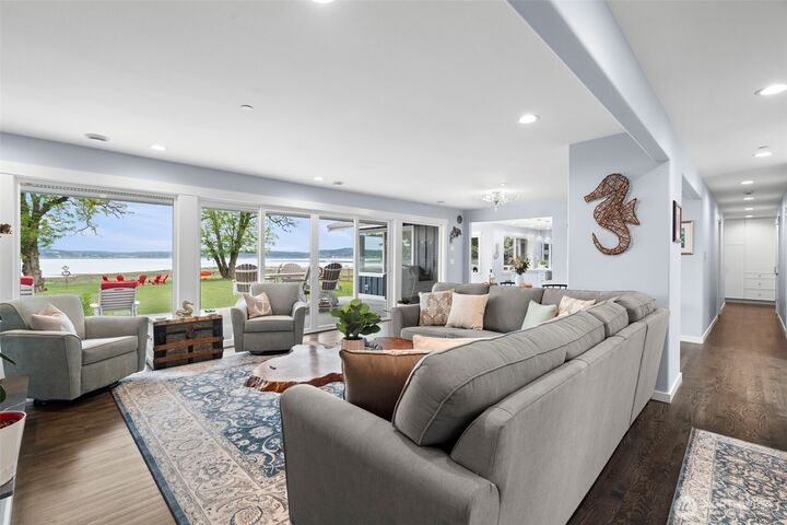 Property Photo:  4354  Dyes Inlet Road NW  WA 98312 