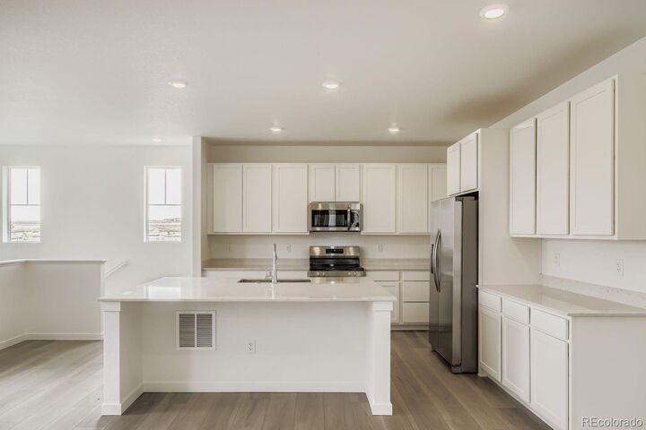 Property Photo:  6777 E 149th Avenue  CO 80602 