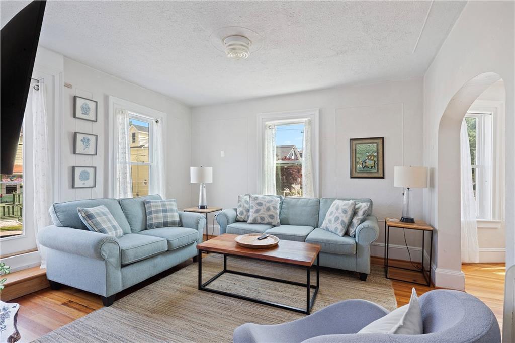 Property Photo:  7 Carroll Avenue 2  RI 02840 