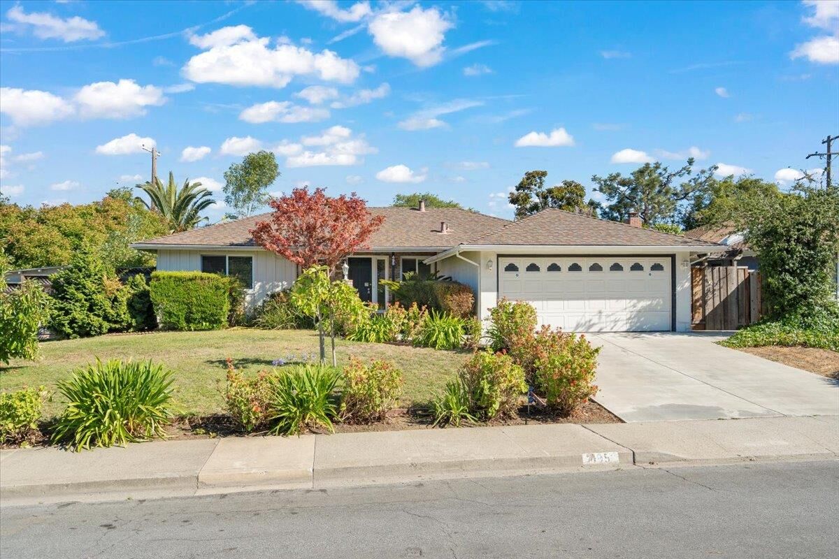 Property Photo:  495 Giannini Drive  CA 95051 