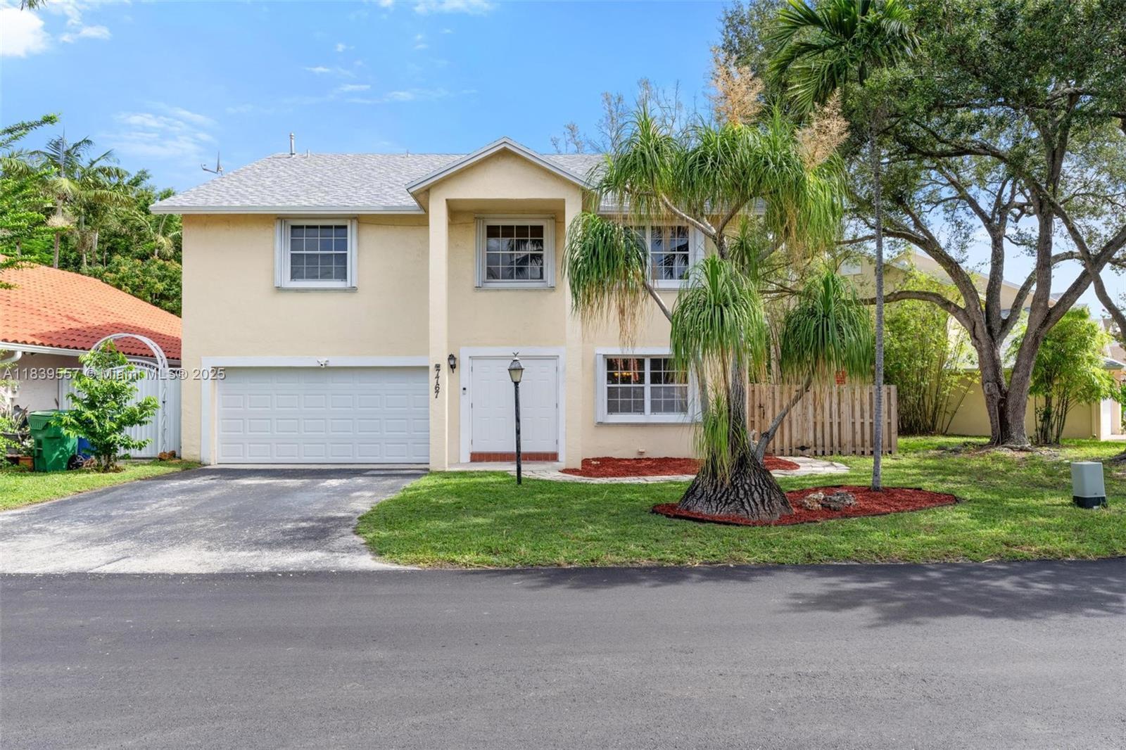 7767 NW 187th Ter  Miami FL 33015 photo