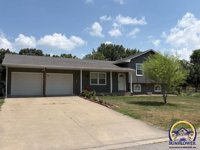 Property Photo: 2214 Mt Vernon Ter KS 66801