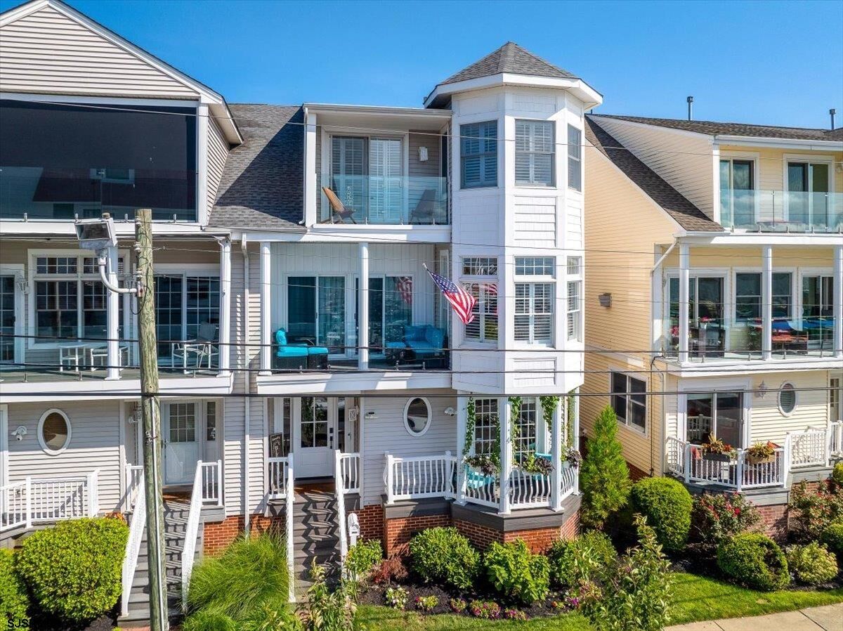 Property Photo:  9404 Amherst  NJ 08402 