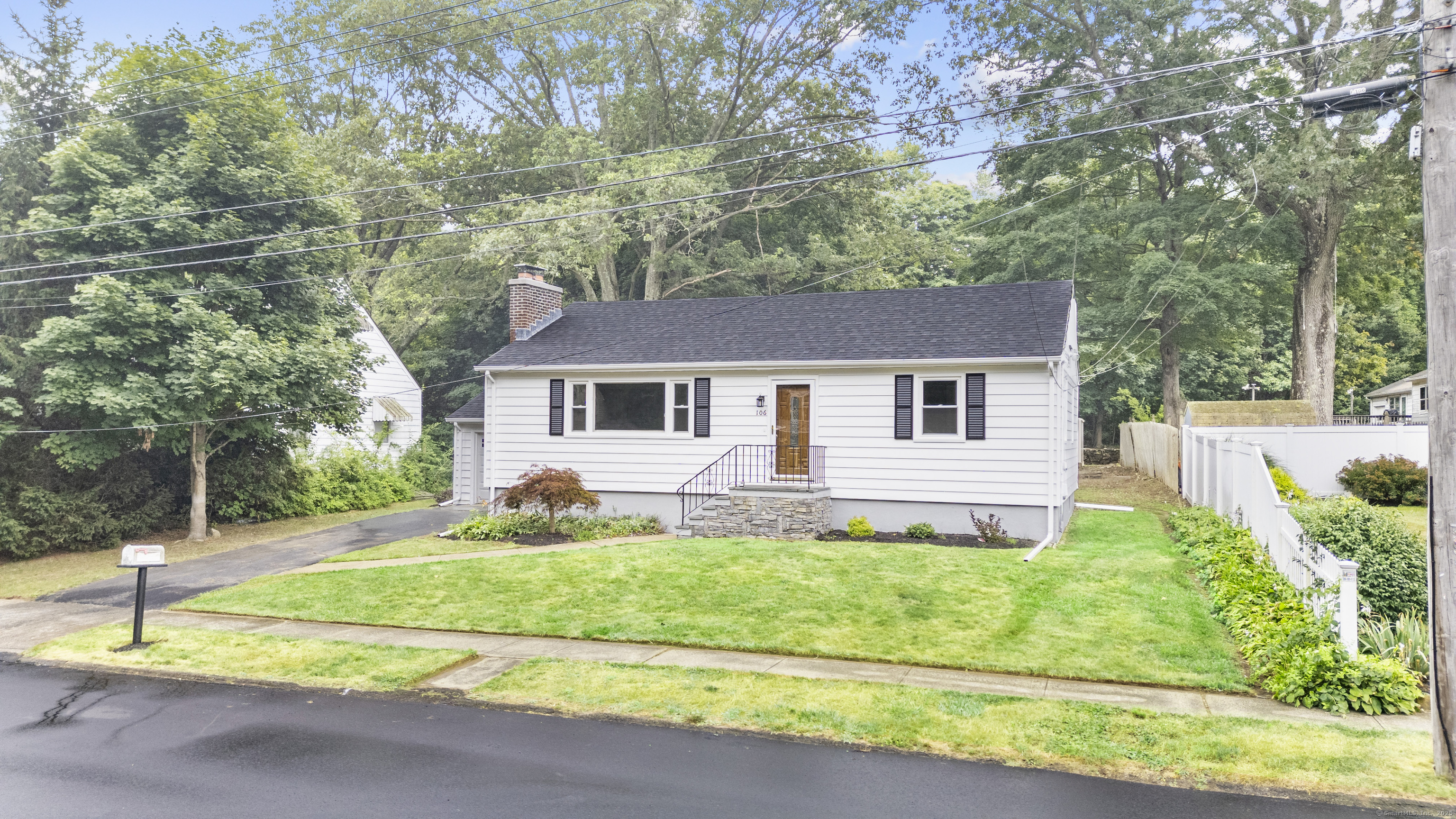 Property Photo: 106 Lakeview Avenue CT 06516