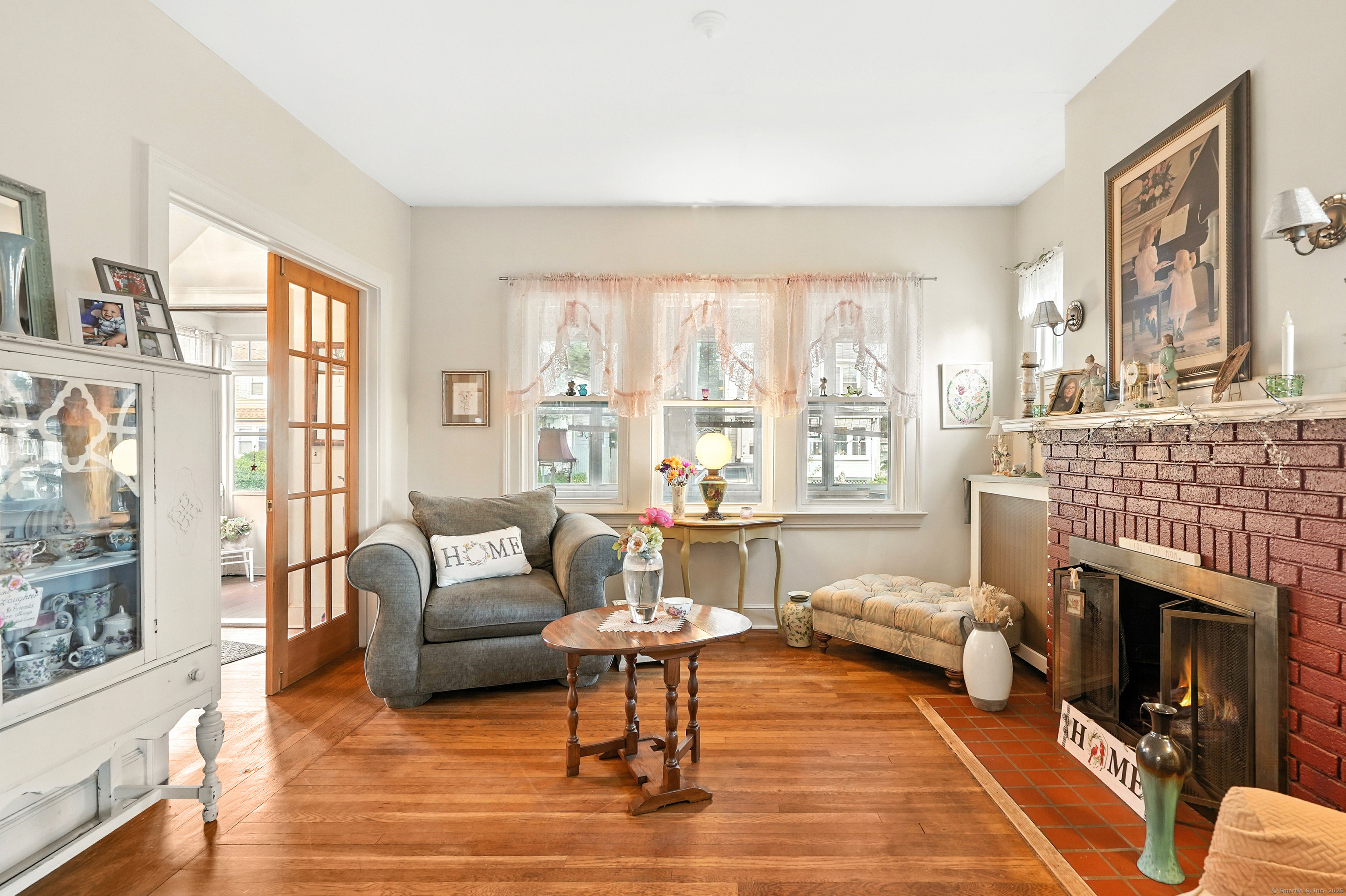 Property Photo: 70 Glenbrook Avenue CT 06514